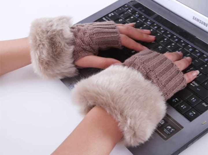 Fashion%20Women%20Faux%20Rebbit%20Fur%20Hand%20Wrist%20Warmer%20Winter%20Fingerless%20Knitted%20Gloves%20-%20Image%204