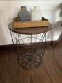 METAL WIRE REMOVABLE WOOD TOP ROUND COFFEE SIDE TABLE STORAGE BASKET TABLE (16 x 16 x 18.5). 