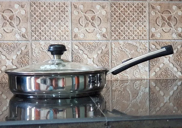 Alpha%20Stainless%20Steel%20Fry%20Pan%20durable%20stainless%20steel%20double%20bottom%20encapsulated%20Frying%20Pan%20best%20for%20egg%20cooking%20-%20Image%206