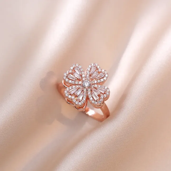 Stunning%20Clover%20Spinning%20Ring%20with%20Diamond%20Accents,%20Adjustable%20Size,%20Women's%20Fashion%20Jewelry%20-%20Image%207