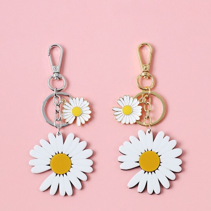 %E3%80%90Happytree%E3%80%91%20White%20Daisy%20Keychain%20Fashion%20Alloy%20Flowers%20Keychain%20For%20Women%20Enamel%20Flower%20Charm%20Key%20Chain%20Girl%20Car%20Bag%20Pendant%20Keyring%20Gifts%20-%20Image%207