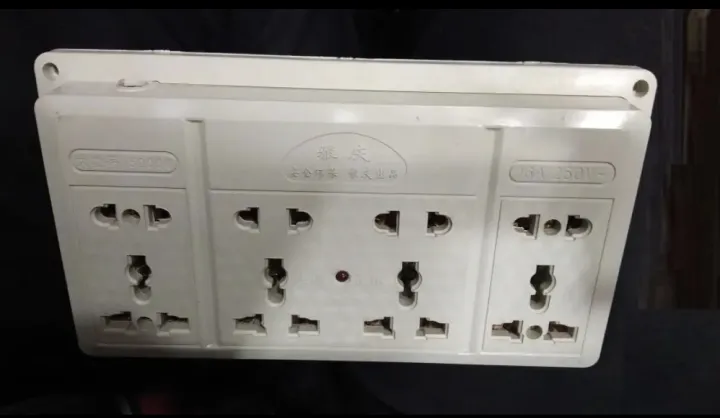08%20Ports%20High%20Quality%20Power%20Electric%20Multipurpose%20Extension%20Board,%20Extension%20Lead,%20Switch%20Board,%20Power%20Extension%20with%20and%20without%20Wire%20-%20Image%205