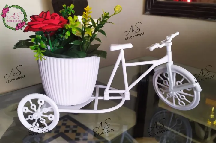 Floral%20cycle%20decoration%20with%20flowers%20-%20Beautiful%20Golden%20Artistic%20Decor'%20piece%20with%20Roses%20flowered%20-%20Modern%20ornament%20elegant%20minimalist%20classic%20antique%20unique%20decorations%20size%204x7"%20-%20garland%20floral%20modern%20luxurious%20blossoms%20leaves%20plants%20table%20decor%20home%20-%20Image%205