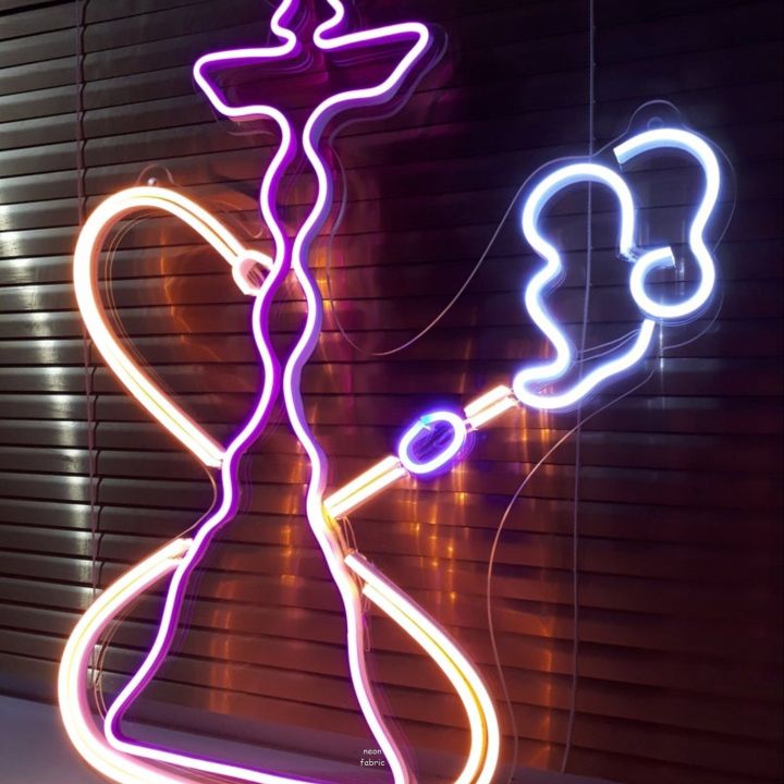 NEON LIGHTS/SIGNS