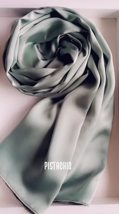 silk%20plain%20hijab%20scarf%20stoller%20in%20multi%20colors%20-%20Image%207