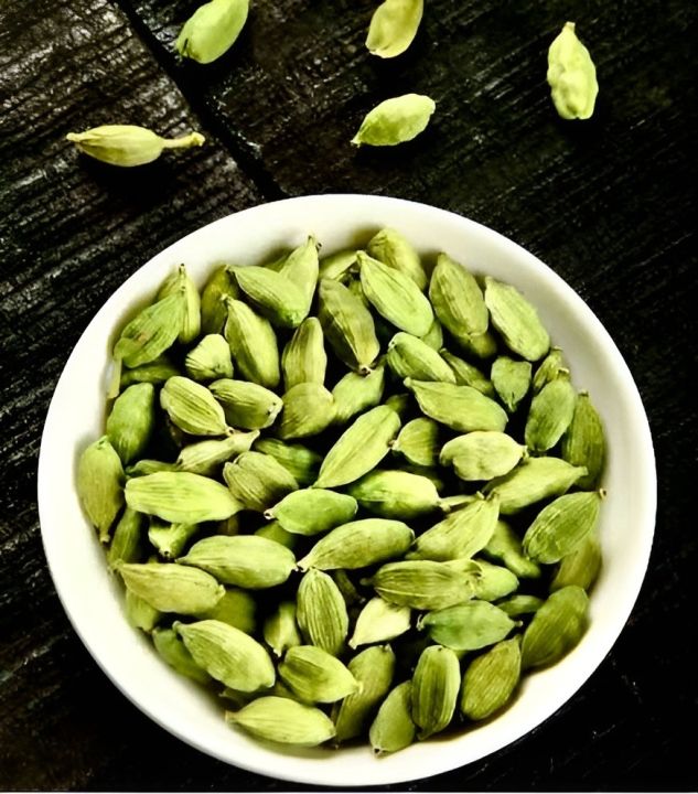 Sabz%20Elaichi%20Choti%20Elaichi%20Medium%201000g%20Green%20Cardamom%201000g%20%DA%86%DA%BE%D9%88%D9%B9%DB%8C%20%D8%B3%D8%A8%D8%B2%20%D8%A7%D9%84%D8%A7%D8%A6%DA%86%DB%8C%20-%20Image%207