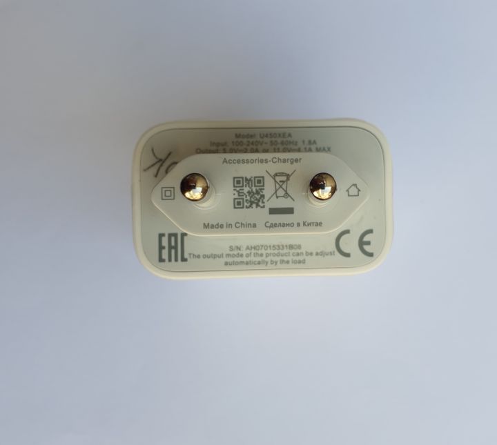 Infinix%20Original%2045W%20Fast%20Charger%20-%2045W%20Genuine%20PD%20Charger%20with%20Adjustable%20Output,%20Compatible%20with%20Infinix%20Devices%20-%20Image%205