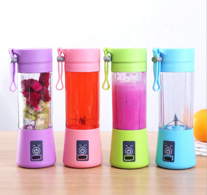 Rechargeable%20Mini%20Portable%20Fruit%20Shaker%20Bottle%20Electric%20Juice%20Juicer%20Blender,%20Mini%20USB%20Juicer%20Machine,%20Portable%20Blender%20with%20USB%20Charging%20-%20380ml%20Capacity%20-%20Image%209