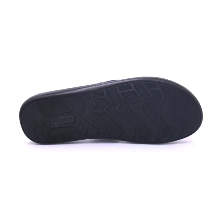Bata%20-%20Men%20Blue%20chapal%20For%20Men%20-%20SS26%20-%20Image%204