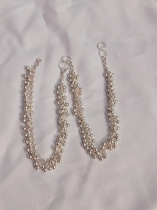 Alloy%20All-Season%20Antique%20Traditional%20Payal%20Anklet%20%E2%80%93%20Elegant%20Jewellery%20for%20Women%20&%20Girls%20with%20Intricate%20Bell%20Design%20-%20Image%207