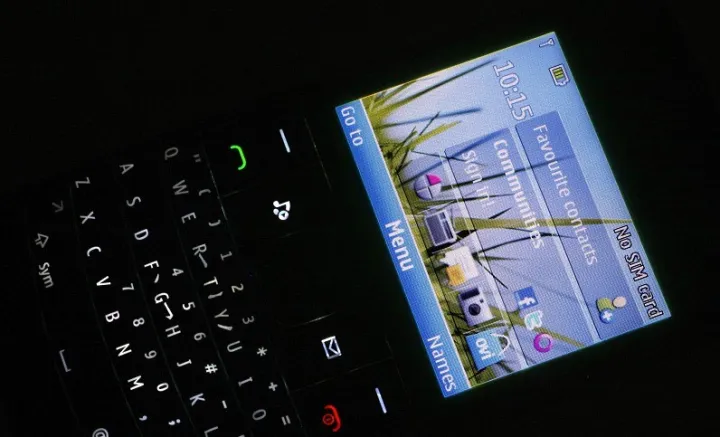 Nokia%20X201%20Original%20PTA%20Approved%20With%20Box%202G%20Supported%202.4%20Inches%20Large%20Display%20Single%20Sim%20-%20Image%204