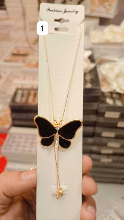 Korean Acrylic Butterfly Necklace Pendant Beauty Girls Jewellery