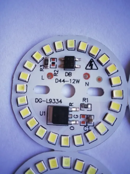 Wholesale%20Price%20Pack%20of%204%20pieces%20-%2012w%20LED%20chip%20Direct%20AC%20220V%20input%20-%20Light%20color%20white%20-%20For%2012%20Watt%20Bulb%20-%20Image%204