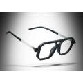 Mark Jacobs Black Color Frame Sunglasses for Men. 