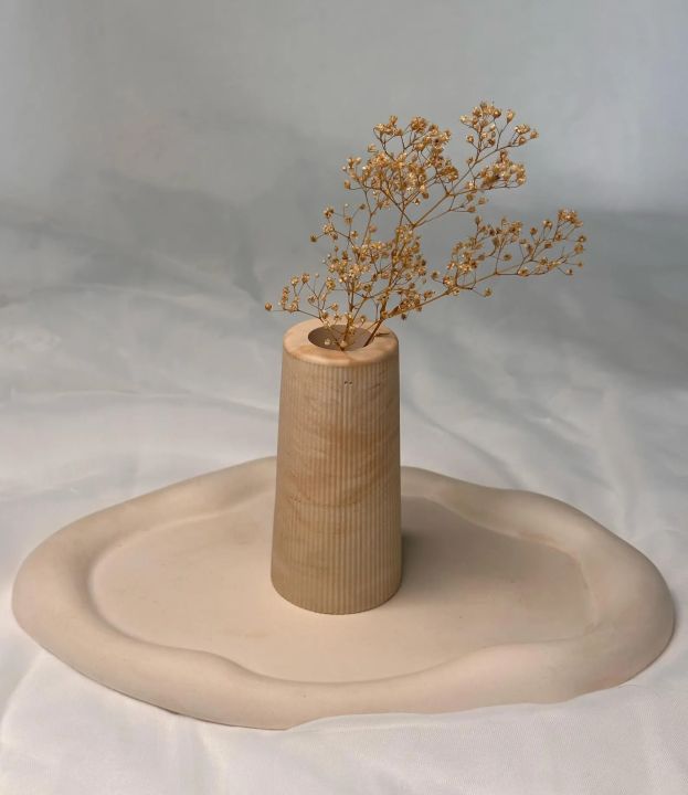 Set%20of%204%20Mini%20Flower%20Vases%20with%20Tray%20%E2%80%93%20Nordic%20Style%20Decorative%20Flower%20Vases%20for%20Home,%20Office%20&%20Table%20D%C3%A9cor%20%7C%20Modern%20Boho%20Aesthetic%20%7C%20Handmade%20Matte%20Finish%20%7C%20Ideal%20for%20Dried%20Flowers,%20Shelf%20Decoration%20&%20Gifting%20-%20Image%205