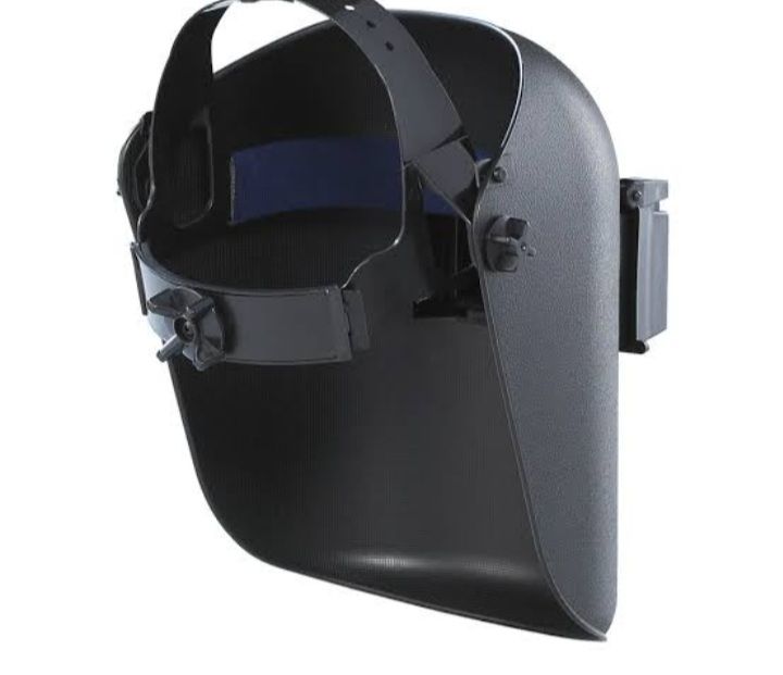 Welding%20Helmet%20-%20Image%203