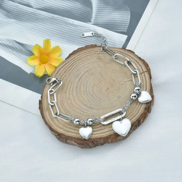 Premium%20Stainless%20Steel%20Jewellery%20%E2%80%93%20Corroded%20Three%20Peach%20Heart%20Bracelet%20for%20Women%20and%20Couples%20Gift%20-%20Image%204