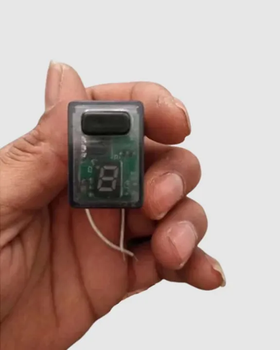 Digital%20Fan%20Dimmer%20with%20Remote%20Control%20Feature%20-%20Image%203