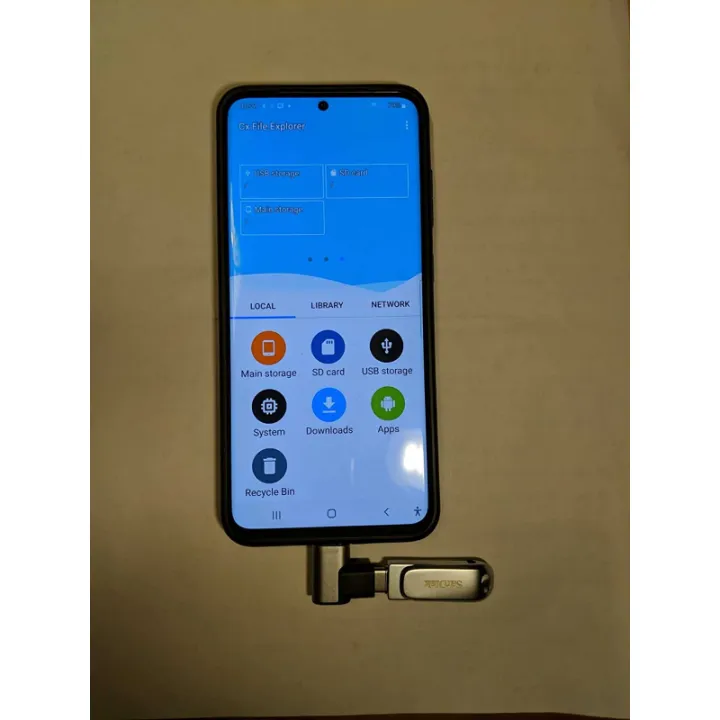 SanDisk%20Ultra%20Dual%20Drive%20Luxe%20USB%203.1%20USB%20Gen%201%20Type-C%2032GB/64GB%20Flash%20Disk%20-%20Image%202