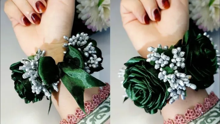 Handmade%20Ribbon%20Gajra%20Pair%20%7C%20Luxury%20Artificial%20Flower%20Gajray%20%7C%20Imported%20Floral%20Bangles%20%7C%20Bridal,%20Mehndi%20&%20Wedding%20Wear%20%7C%20Maroon%20&%20White%20-%20Image%202