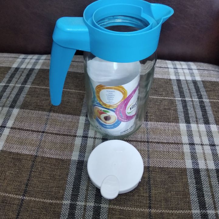 Easy%20Poring%20Refrigerator%20Glass%20Jug%20Transparent%20with%20Lid%20%20Made%20in%20Turkey%20-%20Image%206
