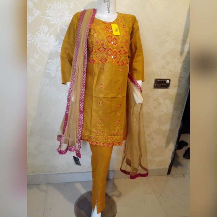 Ladies Black Chiffon Embroidered Shalwar Kameez ST-96 (Unstitched)