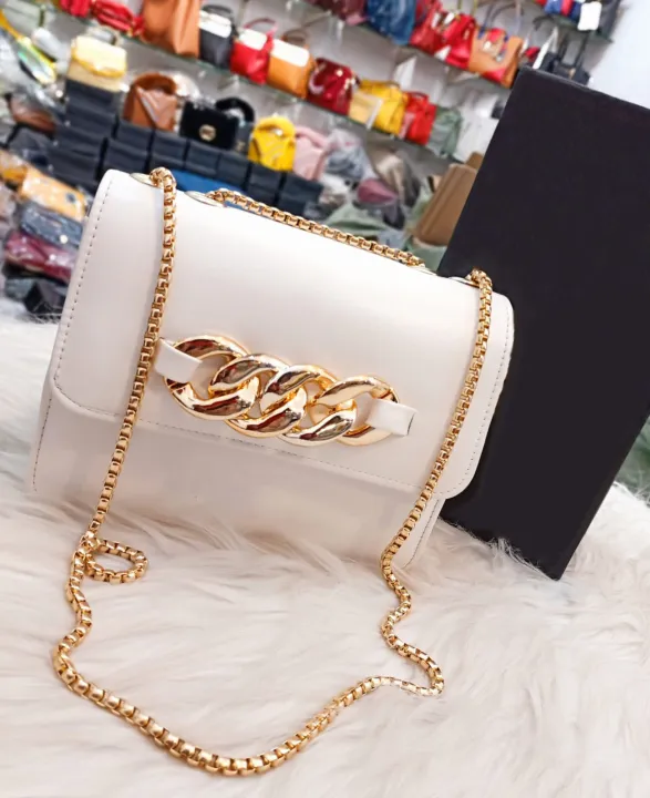 Women%E2%80%99s%20Handbags%20with%20Stylish%20Long%20Chain%20Trendy%20Handbags%20for%20Girls%20and%20Ladies,%20Versatile%20and%20Chic%20Design%20-%20Image%204