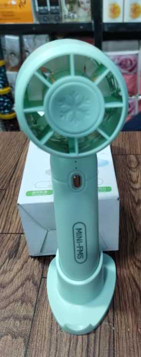 Portable%20Hand%20Held%20Rechargeable%20Fan%20Mobile%20Phone%20Holder%20-%20Image%202