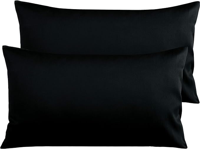 Premium%20Quality%20Solid%20Color%20Pack%20of%202%20Cotton%20Pillowcase%2020"%20by%2030"%20-%20Image%204