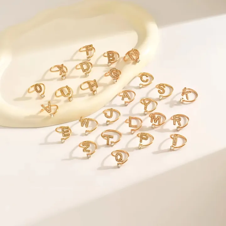 Elegant%20and%20Personalized%20Initial%20Letter%20Name%20Ring%20-%20Image%203