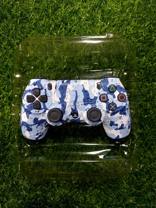 DualShock%204%20Wireless%20Controller%20-%20Blue%20-%20Image%202