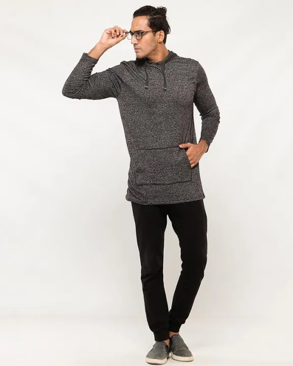 Black%20Polyester%20Cotton%20Hooded%20T-Shirt%20-%20Image%205