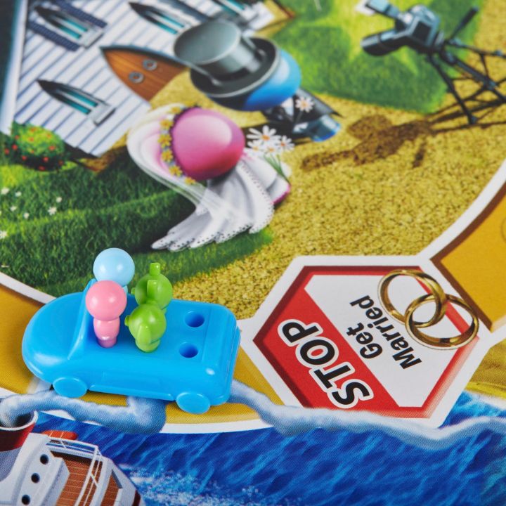 The%20Game%20of%20Life%20Spin%20to%20Win%20Board%20Game%20-%20Image%209