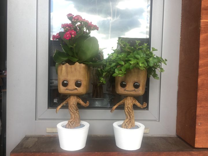Baby Groot flower Planter/Pot Plant Stand Charming Baby Groot Flower Pot & Pen Holder High Quality Home Decor - Guardians of the Galaxy