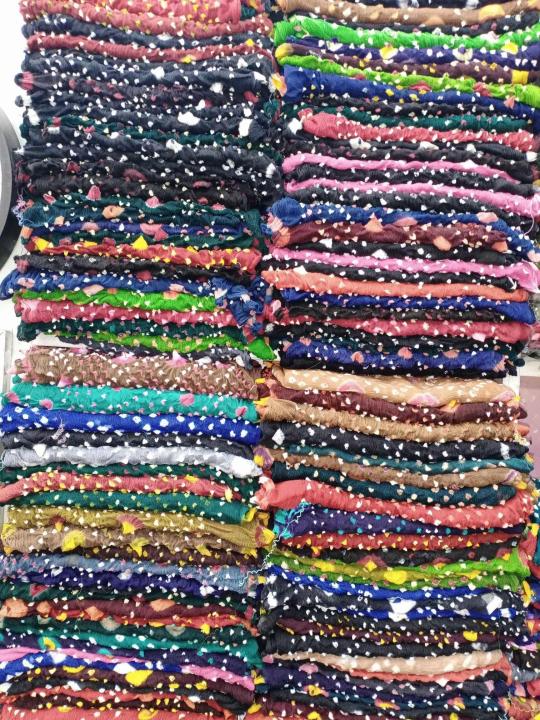 Multi-color%202.5%20Yards%20Chunri%20Dupatta%20in%20High%20Quality%20-%20Image%205