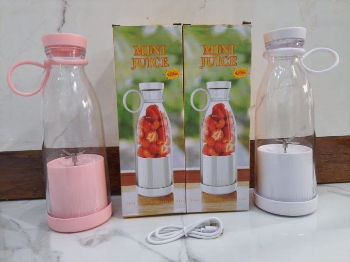 Portable%20Electric%20Bottle%20Juicer%20For%20Shakes%20And%20Smoothies%20-%20Mini%20Fast%20Portable%20Juicer%20Blender%20USB%20Rechargeable%20-%20Wireless%20Bottle%20for%20Traveling%20(Multicolour)%20-%20Multifunctional%20Juice%20Maker%20Machine%20380ml%20-%20Image%206