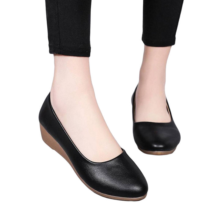 OIMG New Arrivals Korean Fashion Boots For Women Women'S Wedge Casual Shoes Round Head Pumps Wild Professional Work Shoes