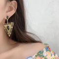 【New Innovation】Retro Black Sparkling Diamond Earrings in Trendy Hip-Hop Personality Vintage Style Triangle Earrings quality]. 