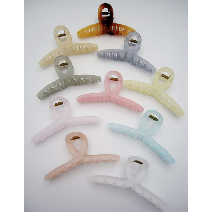 Large%20Matte%20Transparent%20Hair%20Catcher%20for%20Girls%20%E2%80%93%20Stylish%20Korean%20Hair%20Catcher%20for%20Women,%20Trendy%20Hair%20Catchers%20for%20Girls,%20Hair%20Catcher%20for%20Girls%20Stylish%20Korean%20Design,%20Perfect%20Hair%20Catcher%20for%20Women%20and%20Girls%20(Assorted%20Colors)%20-%20Image%205