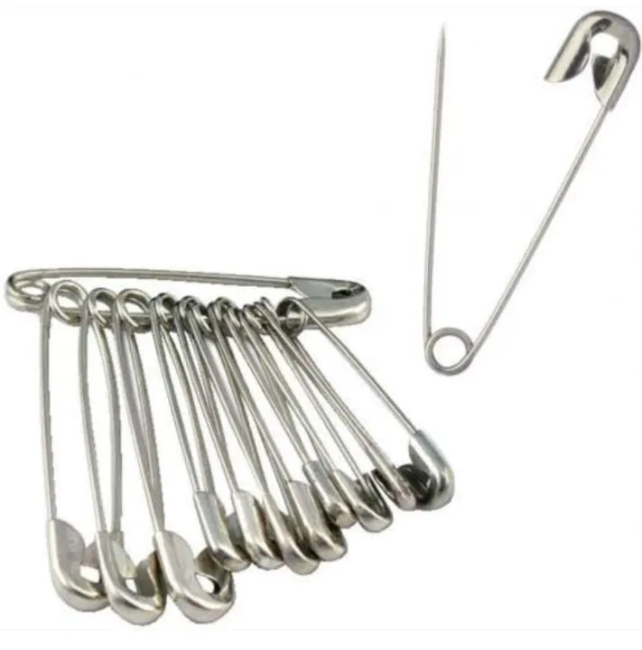 Golden%20And%20Silver%20Safety%20Pins%20small%20and%20mediam%20-%20Image%203