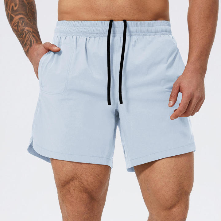 "Casual%20Chic:%20Men%E2%80%99s%20Shorts%20Ideas"%20-%20Image%202