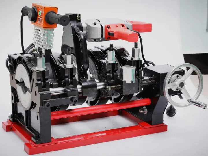 HDPE PIPE WELDING MACHINE 40 MM TO 200 MM WITH PRESSURE GUAGE