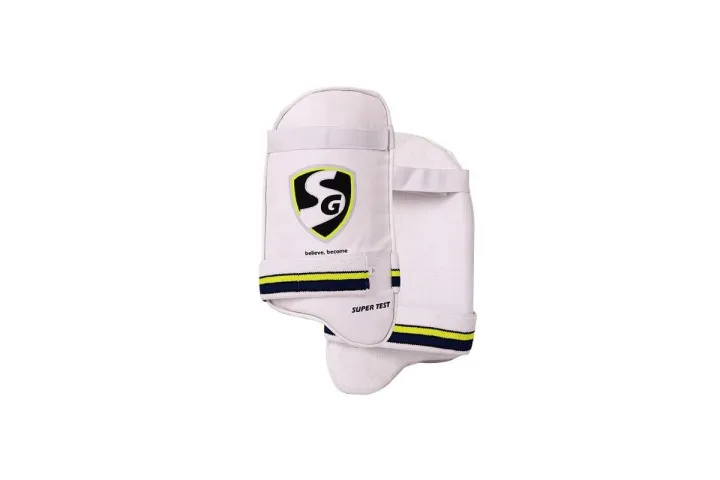 SS%20CRICKET%20AEROLITE%20(DUAL/COMBO)%20Double%20CRICKET%20THIGH%20GUARD%20MEN%20SIZE%20-%20FOR%20RIGHT%20HAND%20PLAYER%20-%20Image%204