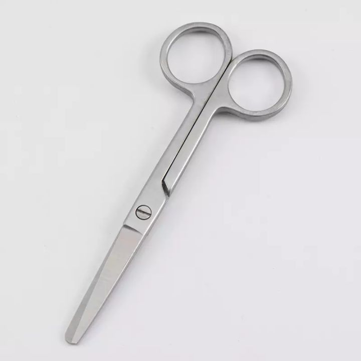 Stainless%20Steel%20Dressing%20Scissors%20Heavy%20Duty%205.5"%20inch%20Blade%20Blunt%20Tip%20-%20Image%205