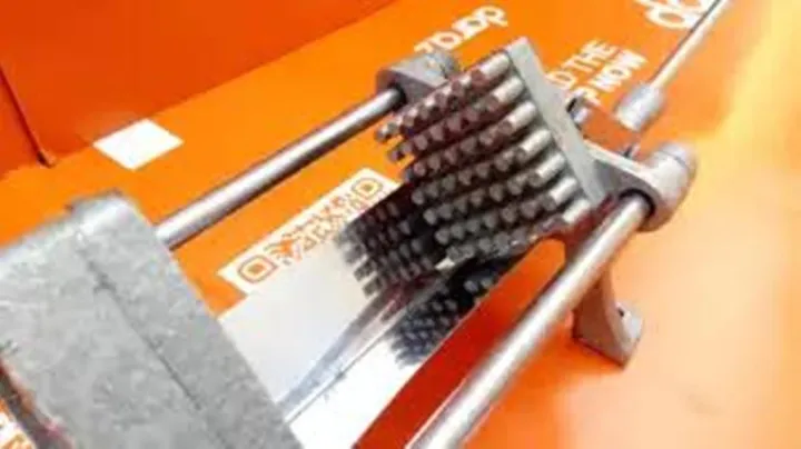 Heavy%20Duty%20Commercial%20Grade%20French%20Fry%20Chips%20Cutter%20Potato%20Slicer%20Sweet%20Potato%20Slicing%20with%20Cutters%20Blade%20for%20Home%20or%20Restaurant%20-%20Image%207