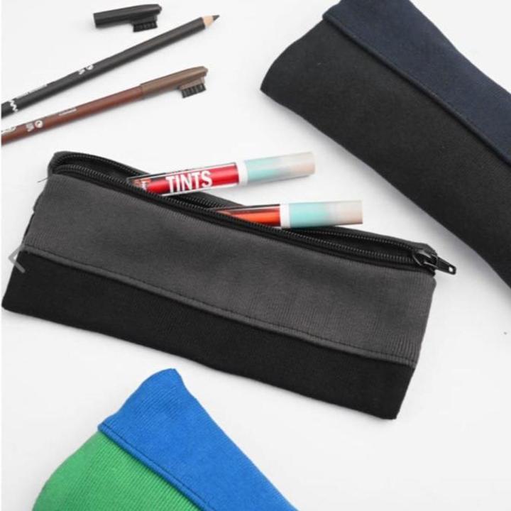 Zip Pouch/Case Made With Waste of Fabric