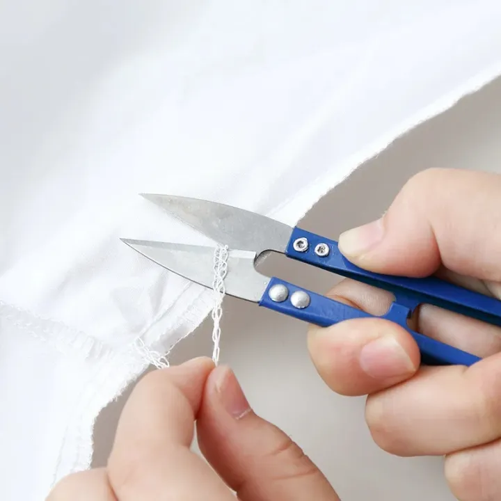 U%20Shaped%20Tailor's%20Thread%20Cutter%20Clipper%20Mini%20Scissors%20Hand%20Trimming%20Sewing%20Nippers%20Clippers%20Stainless%20Steel%20Embroidery%20Craft%20Tailor%20Stationery%20Snip%20Garment%20Shear%20Stitch%20Cutting%20Trim%20Weaving%20Crafting%20Shears%20School%20Office%20Paper%20Arts%20Home%20Cutters%20Dressmaking%20-%20Image%204