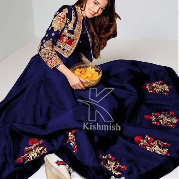 Designer%20Fully%20Embroidered%20Silk%20Maxi%20with%20Matching%20Embroidered%20Koti%20%E2%80%93%20Ready%20to%20Wear%20Formal%20Wedding%20Dress%20for%20Girls%20&%20Women%20-%20Image%204