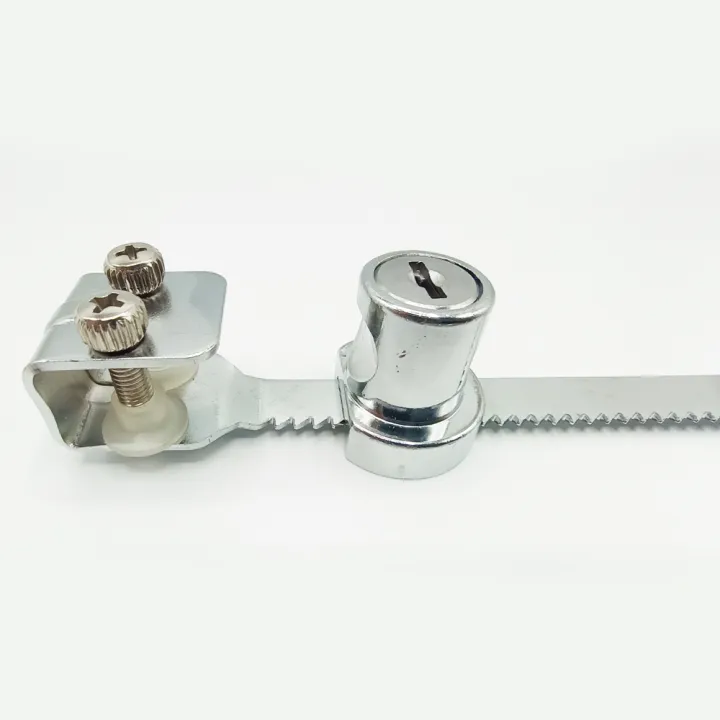 Ratchet%20lock,%20Showcase%20lock%20with%20keys%20-%20Image%204