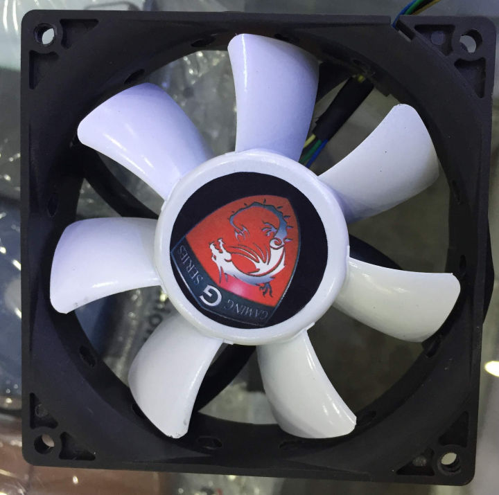 RGB%20LED%20Fans%20For%20Gaming%20Systems%2080mm%20-%20Image%203